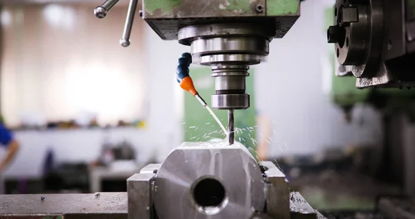 Máquina Herramienta Fábrica Metal Equipada Con Máquinas Cnc Perforación Automática —  Fotos de Stock