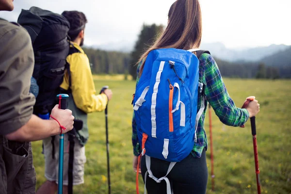 Trekking Wandergruppe Ziel Erfahrung Rucksack Lifestyle Konzept — Stockfoto