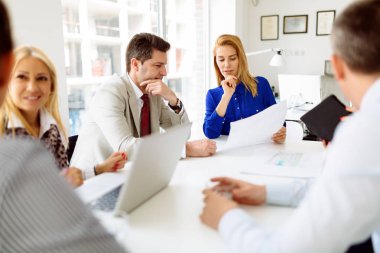 İş adamları toplantısı