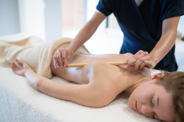 Masör masöz sağlık Resort Masaj Terapisi verilmesi