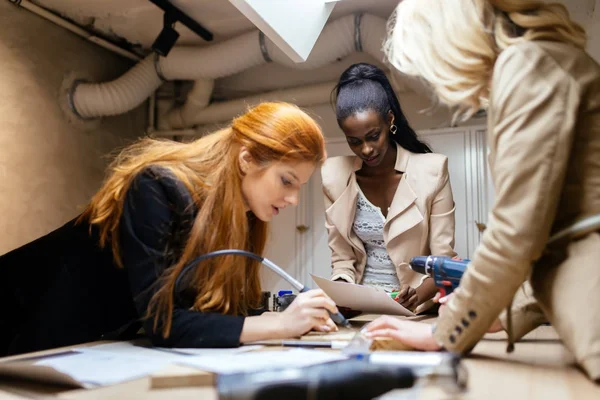 Team Samen Werken Project Het Delen Van Ideeën Werkplaats — Stockfoto