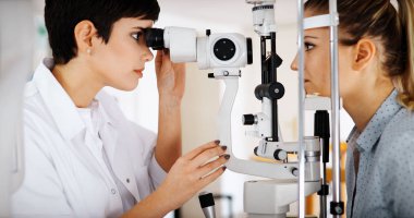 Göz hastalıkları kavramı. Hasta göz görme muayene görme Oftamolojik Kliniği