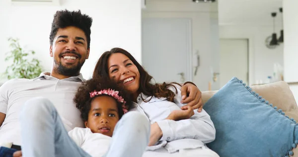 Şirin Afro Amerikan Aile Birlikte Vaktinizi — Stok fotoğraf