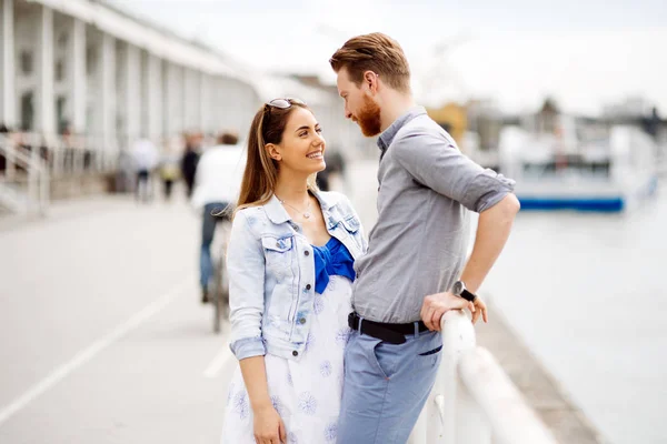 Casal Passar Tempo Juntos Livre Ligação — Fotografia de Stock