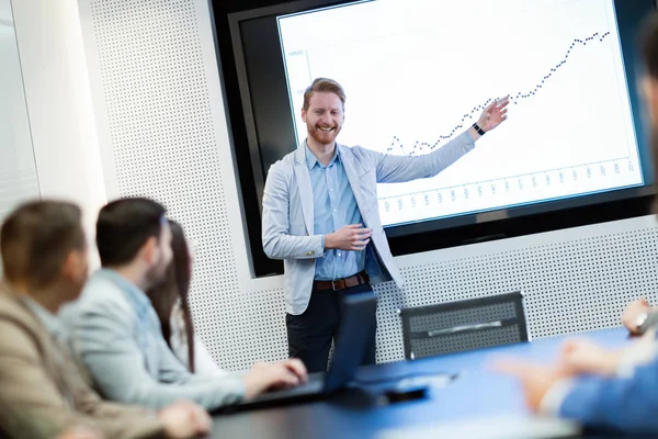 Seminario Sulle Riunioni Lavoro Nella Sala Conferenze — Foto Stock