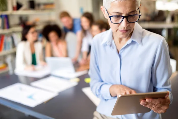 Creative Business People Working Business Project Modern Office — Stock Photo, Image