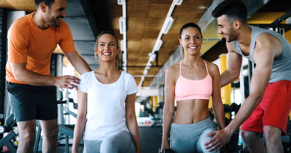Gruppe Junger Fitter Menschen Die Fitnessstudio Sport Treiben Gesund Bleiben — Stockfoto