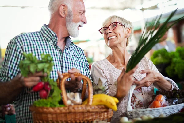 Senior Happy Shopping Couple Basket Market Healthy Diet — Stock Photo, Image