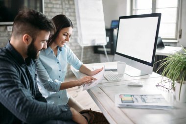 Office birlikte proje üzerinde çalışmaya Genç Mimarlar