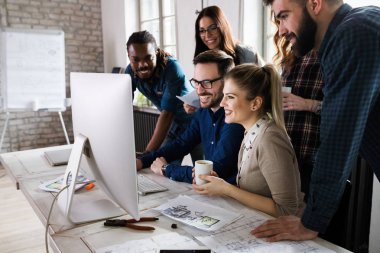 Office birlikte proje üzerinde çalışmaya Genç Mimarlar