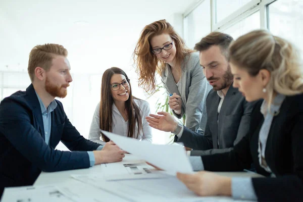 Zakelijke Collega Vergaderzaal Tijdens Presentatie — Stockfoto