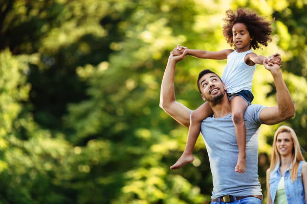 Portrait Young Father Carrying His Daughter His Back Nature — Stock Photo, Image