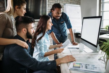 Office birlikte proje üzerinde çalışmaya Genç Mimarlar