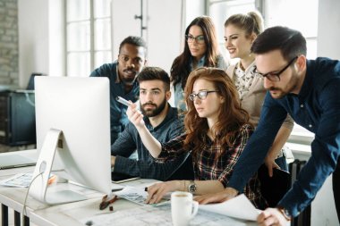 Office birlikte proje üzerinde çalışmaya Genç Mimarlar