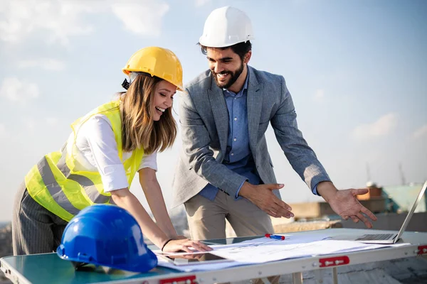 Team Arkitekter Och Ingenjör Grupp Construciton Site Check Dokument — Stockfoto