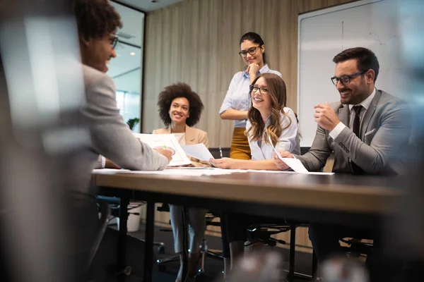 Zakelijke Collega Vergaderzaal Tijdens Presentatie — Stockfoto