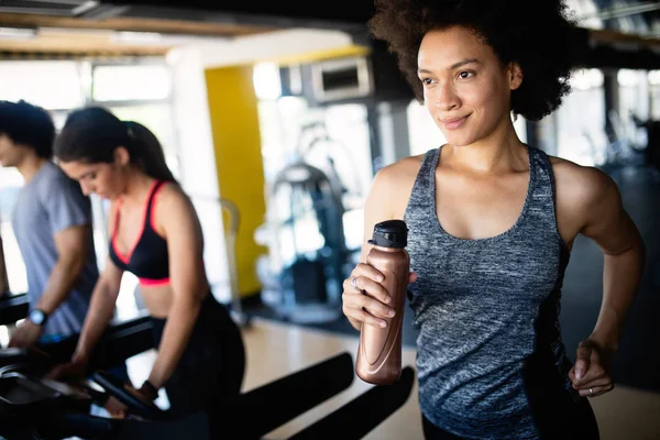 Ajuste Deportista Ejercicio Entrenamiento Gimnasio — Foto de Stock