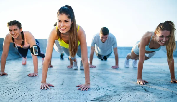 Fitness Esporte Amizade Conceito Estilo Vida Saudável Grupo Amigos Felizes — Fotografia de Stock