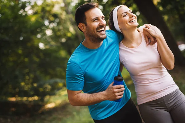 Esgotado Casal Desportivo Corredores Após Fitness Exercício Corrida Livre — Fotografia de Stock