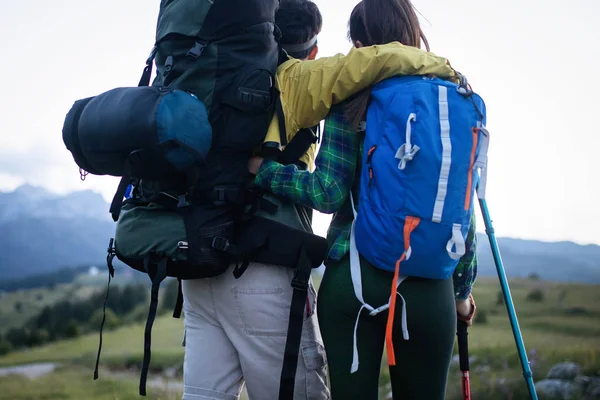 Ritratto Coppia Felice Che Diverte Durante Loro Viaggio — Foto Stock