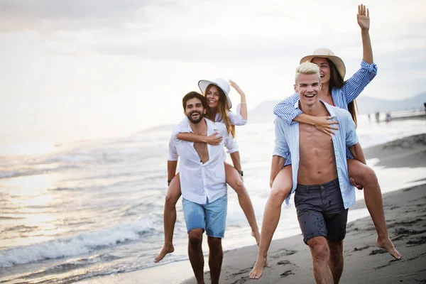 Vänskap Frihet Semester Strand Sommar Semester Koncept — Stockfoto