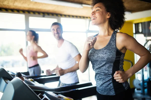 Fit Sportvrouw Trainen Trainen Sportschool — Stockfoto