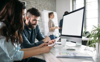 Office birlikte proje üzerinde çalışmaya Genç Mimarlar