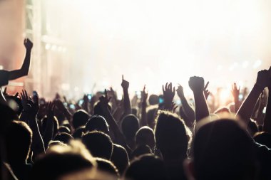 Dans eden kalabalığa müzik konser Festivali resmi