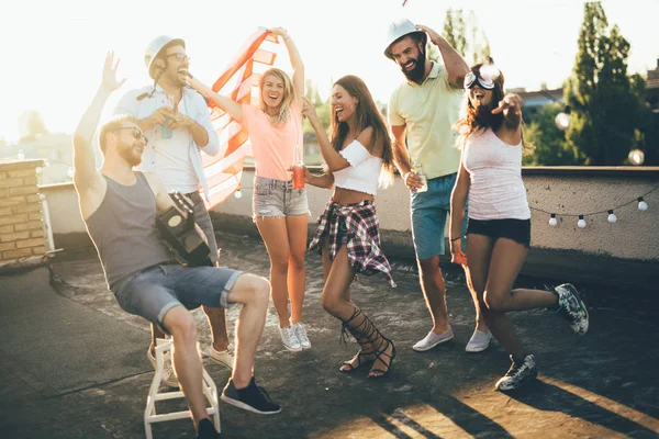 Group Happy Friends Having Party Fun Rooftop — Stock Photo, Image