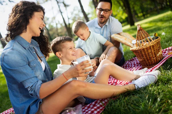 Family Picnic Outdoors Togetherness Relaxation Happiness Nature Concept — Stock Photo, Image