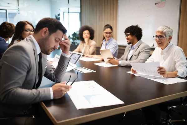 Team Uomini Affari Aziendali Manager Una Riunione — Foto Stock