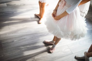 Uygun çocuk bale Studio birlikte egzersiz grup