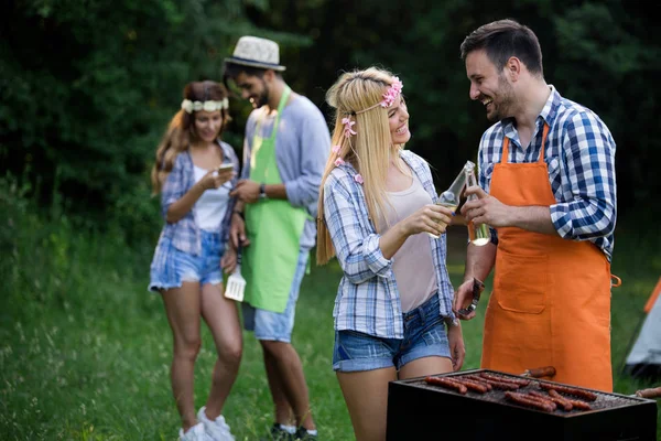 Friends Having Barbecue Party Nature While Having Fun — Stock Photo, Image