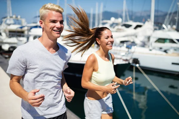 Couple Jogging Courir Extérieur Sur Plage Concept Sportif — Photo