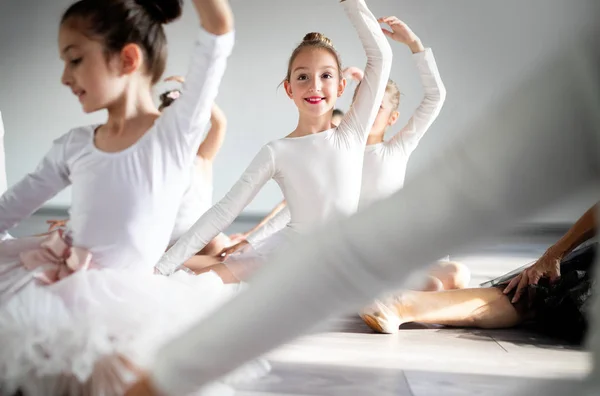 Group Fit Little Ballerinas Doing Exercises Dance School — Stock Photo, Image