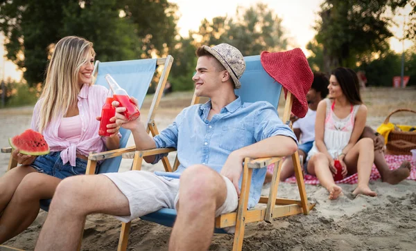 Groupe Amis Passer Bon Temps Sur Plage Fête Été — Photo