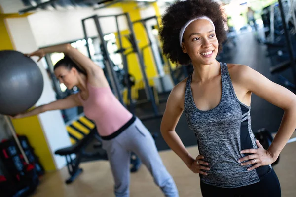 Group Young Happy People Doing Exercises Gym — Stock Photo, Image