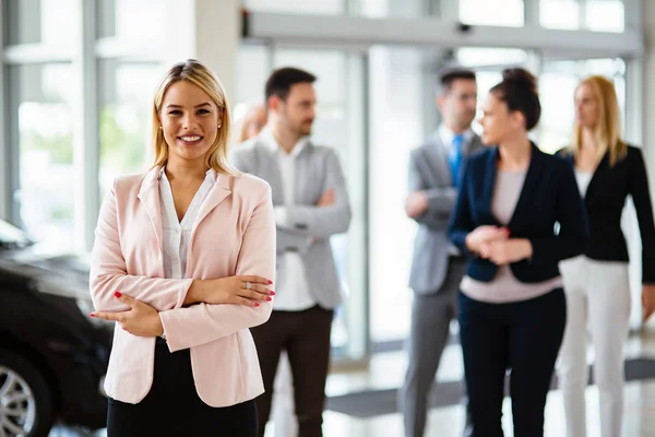 Glückliche Smarte Geschäftsleute Feiern Erfolg Unternehmen — Stockfoto