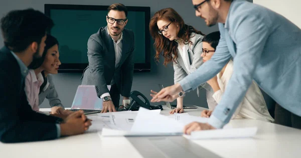 Geschäftstreffen Und Präsentation Modernen Konferenzraum Für Kollegen — Stockfoto