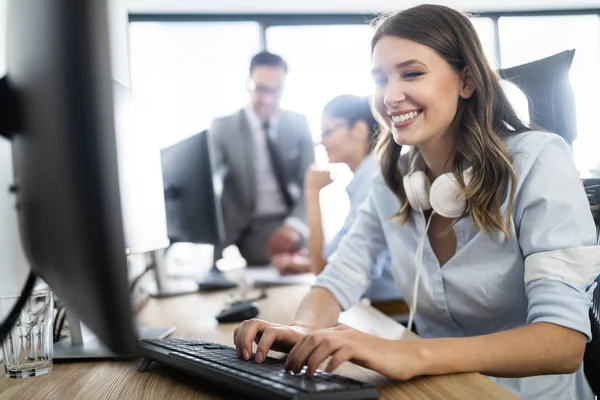 Lyckad Lycklig Affärsgrupp Människor Jobbet — Stockfoto