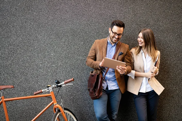 Gente Negocios Equipo Dispositivo Digital Tecnología Concepto Conexión —  Fotos de Stock