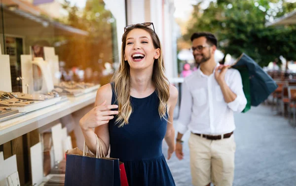 Férias Verão Namoro Amor Turismo Conceito Sorrindo Casal Feliz Cidade — Fotografia de Stock