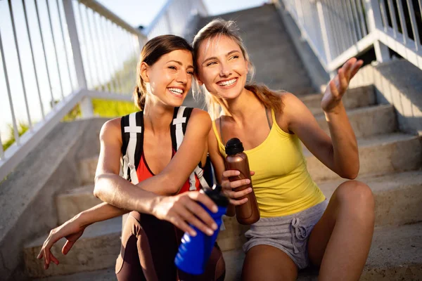 Fitness Sport Menschen Bewegung Und Gesunder Lebensstil Glücklich Fitte Frauen — Stockfoto