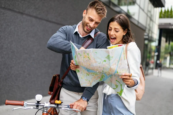 Happy Young Beautiful Modern Stylish Couple Urban City Travel Outdoors — Stock Photo, Image