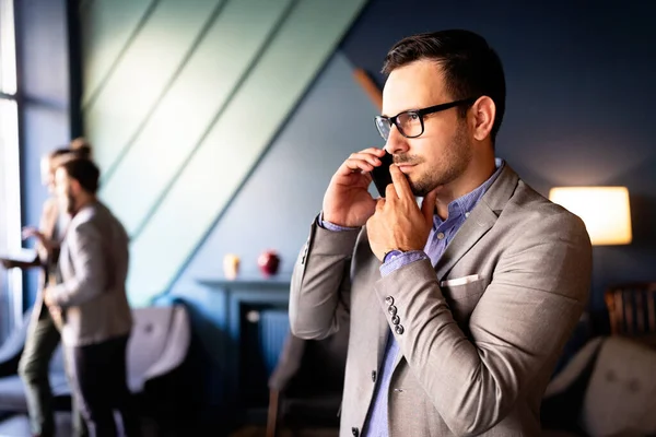 Unglücklicher Geschäftsmann Telefon Der Schlechte Nachrichten Erhält Business Stress Arbeit — Stockfoto