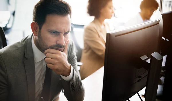 Serious Businessman Thinking Hard Problem Solution Working Late Office Computer — Stock Photo, Image