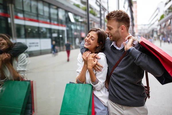 Het Shoppen Leuke Tijd Vrolijk Succesvol Gelukkig Jong Mooi Paar — Stockfoto