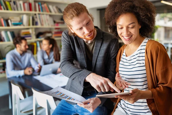 Negocios Oficina Tecnología Software Programación Personas Concepto — Foto de Stock