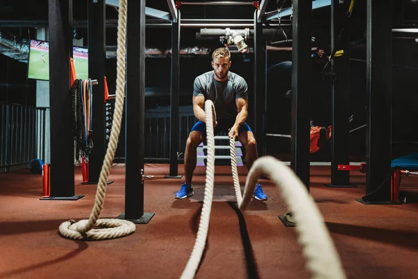 Fitness Young Fit Man Working Out Battle Ropes Gym — Stock Photo, Image