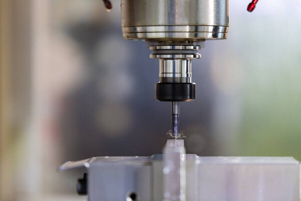 Cnc metal milling lathe machine in metal industries factory